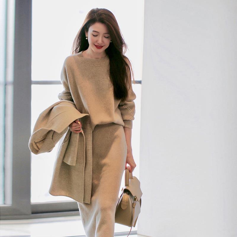 欧洲站秋季2024新款女装名媛裙子高级感套装毛衣配裙子针织两件套