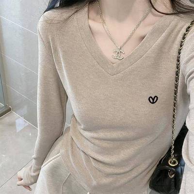 韩国2025新款正肩V领磨毛长袖t恤女时尚百搭简约上衣内搭加厚秋冬