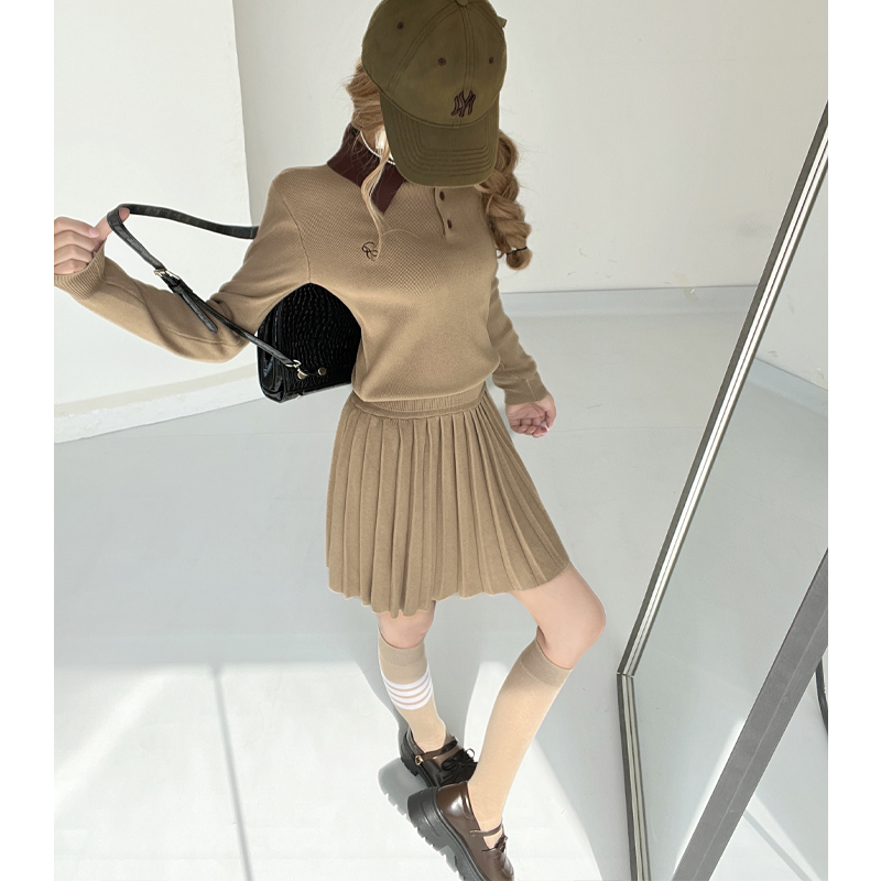 哲学少女~学院风POLO毛衫女短款针织上衣两件套显瘦百褶裙套装裙