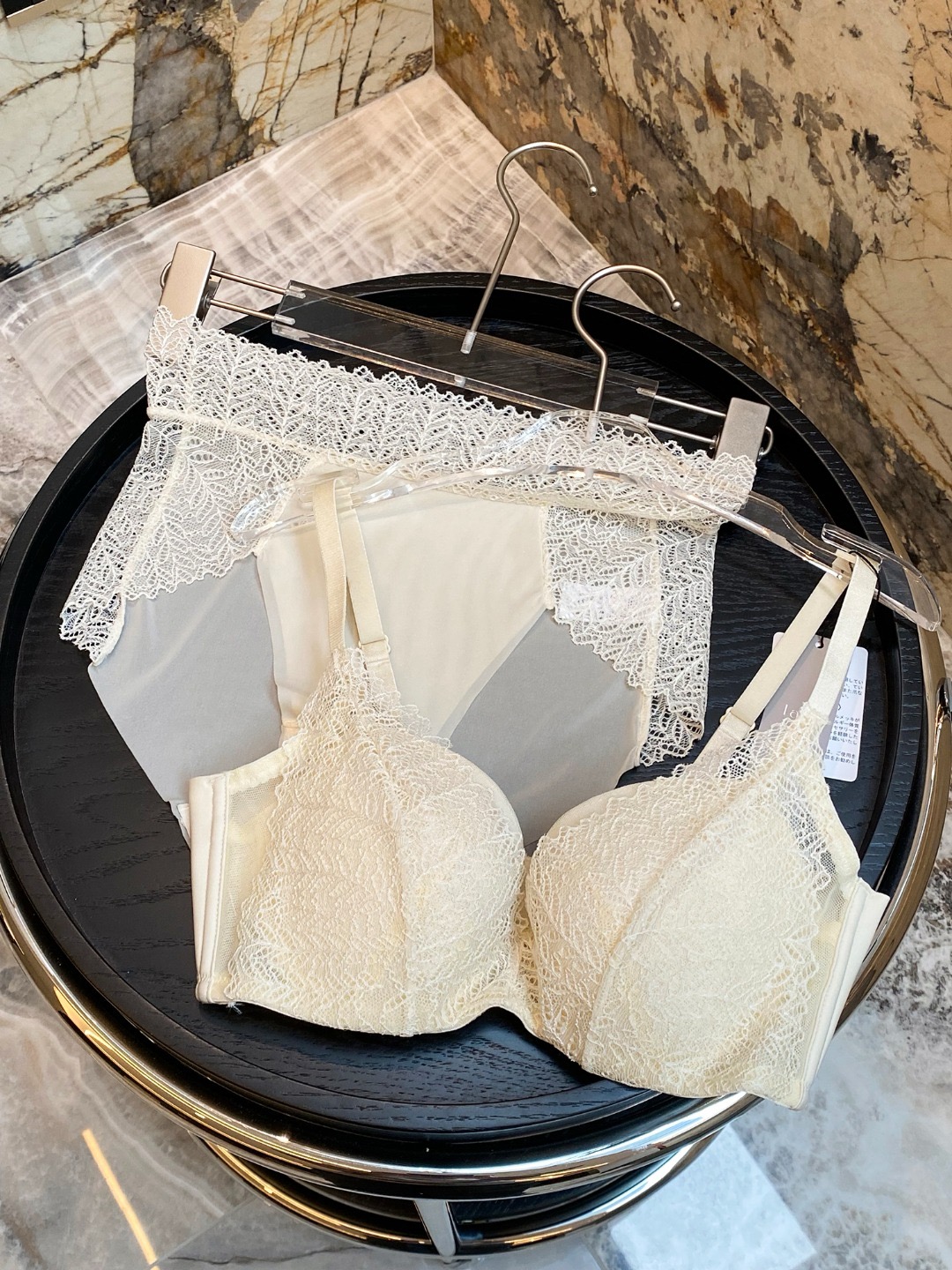 法式收副乳聚拢蕾丝内衣内裤套装