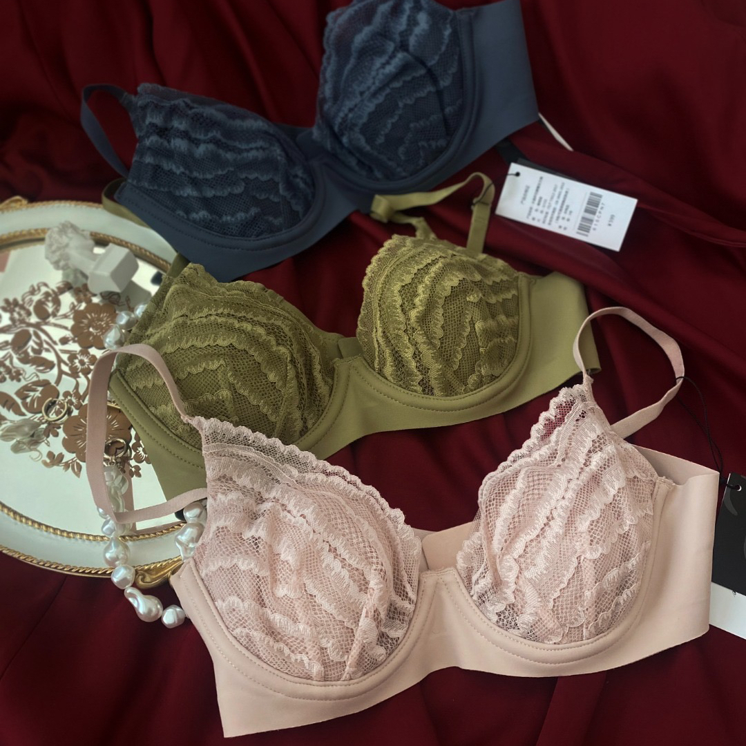 爱mu原单大胸显小透气聚拢文胸