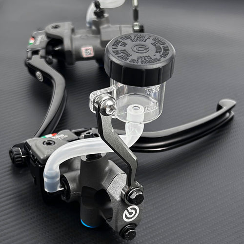 适用布雷博RCS/RCSCC直推上泵油壶 西户油壶杯 透明油杯油管支架