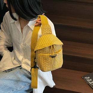 轻便外出运动帆布尼龙胸包男女休闲便携斜挎包手机包腰包 2025新款