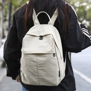 新款 水洗尼龙轻便大容量旅行双肩背包随性简约便携大学生书包 韩版