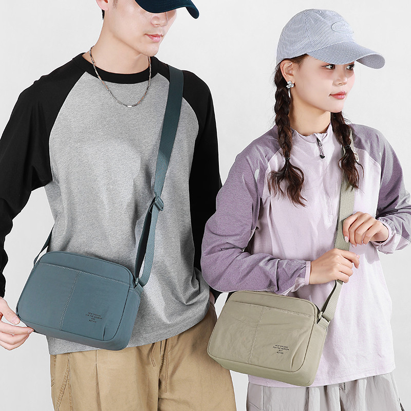 韩版时尚女士轻便简约纯色百搭单肩包斜挎小方包妈妈斜挎包防水