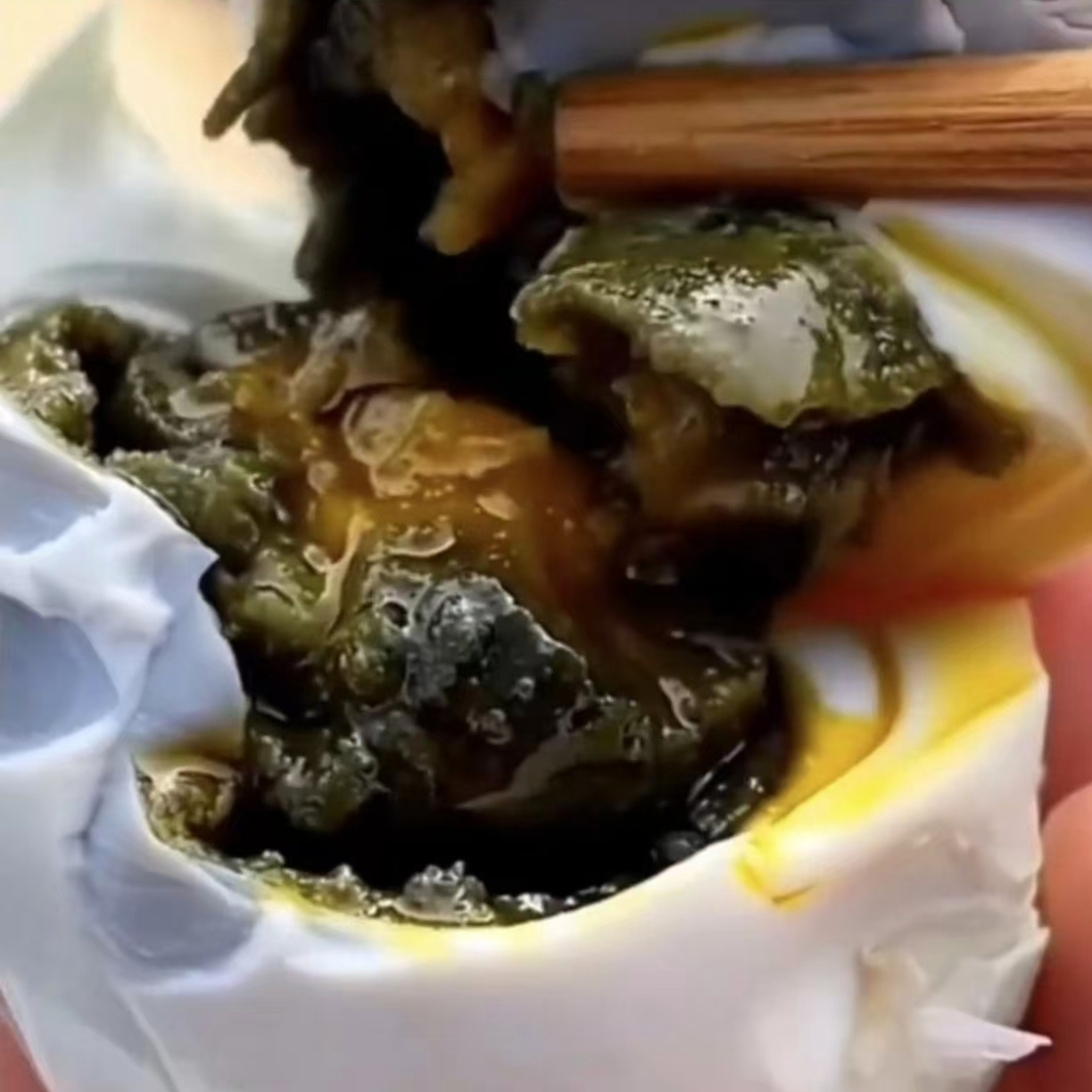 正宗黑黄臭鸭蛋即食起沙流油