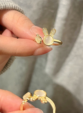 可爱小兔子戒指女小众设计感猫眼石指环简约气质锆石开口食指