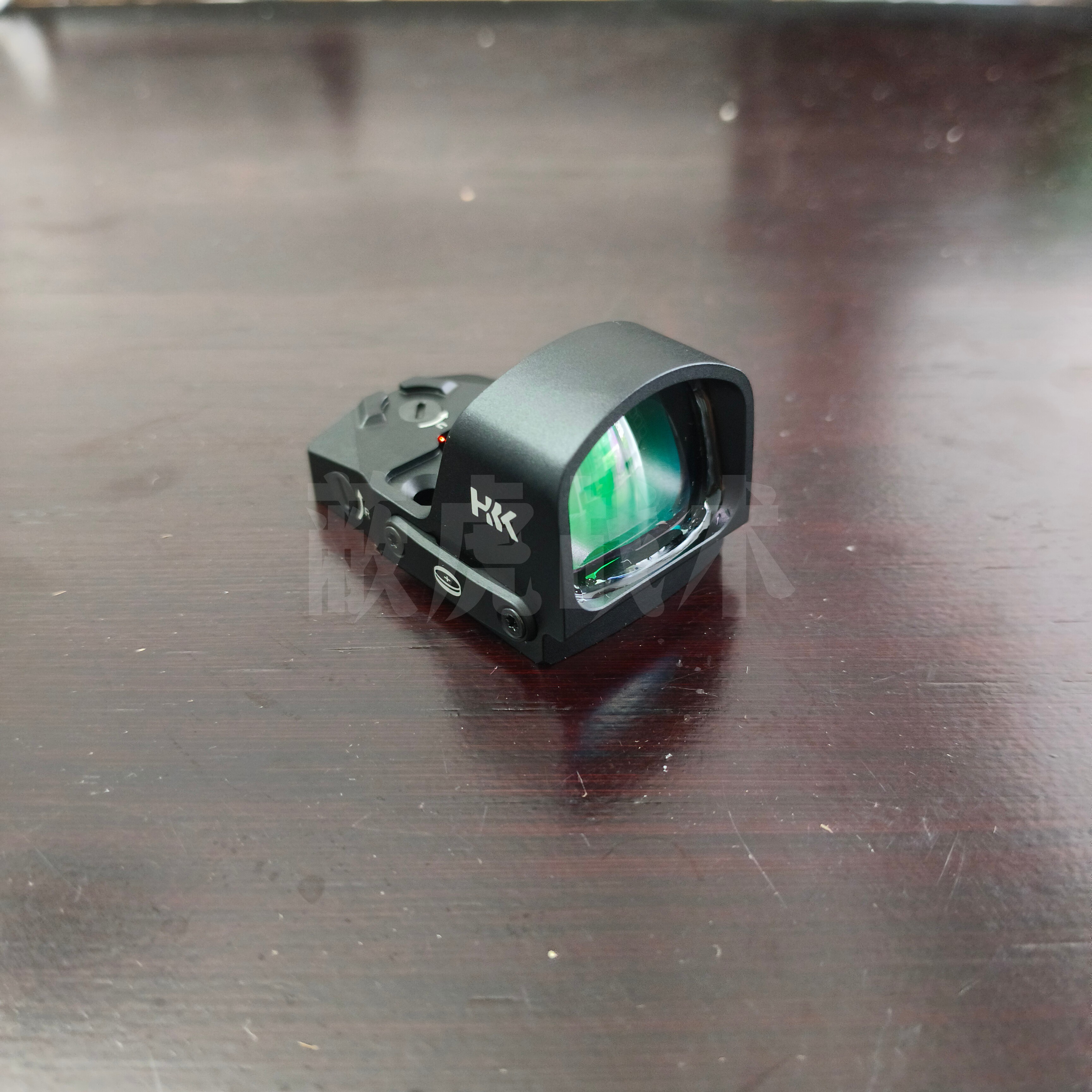 祺丰原品xh01小型光敏小红点弹弓图片