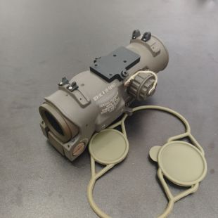 金属火车头1-4变倍瞄准望远镜快拆变倍弹弓装饰模型收藏广角镜