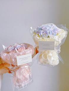 小香风玫瑰花束香皂花仿真珍珠送妈妈女生生日礼物创意新娘手捧花