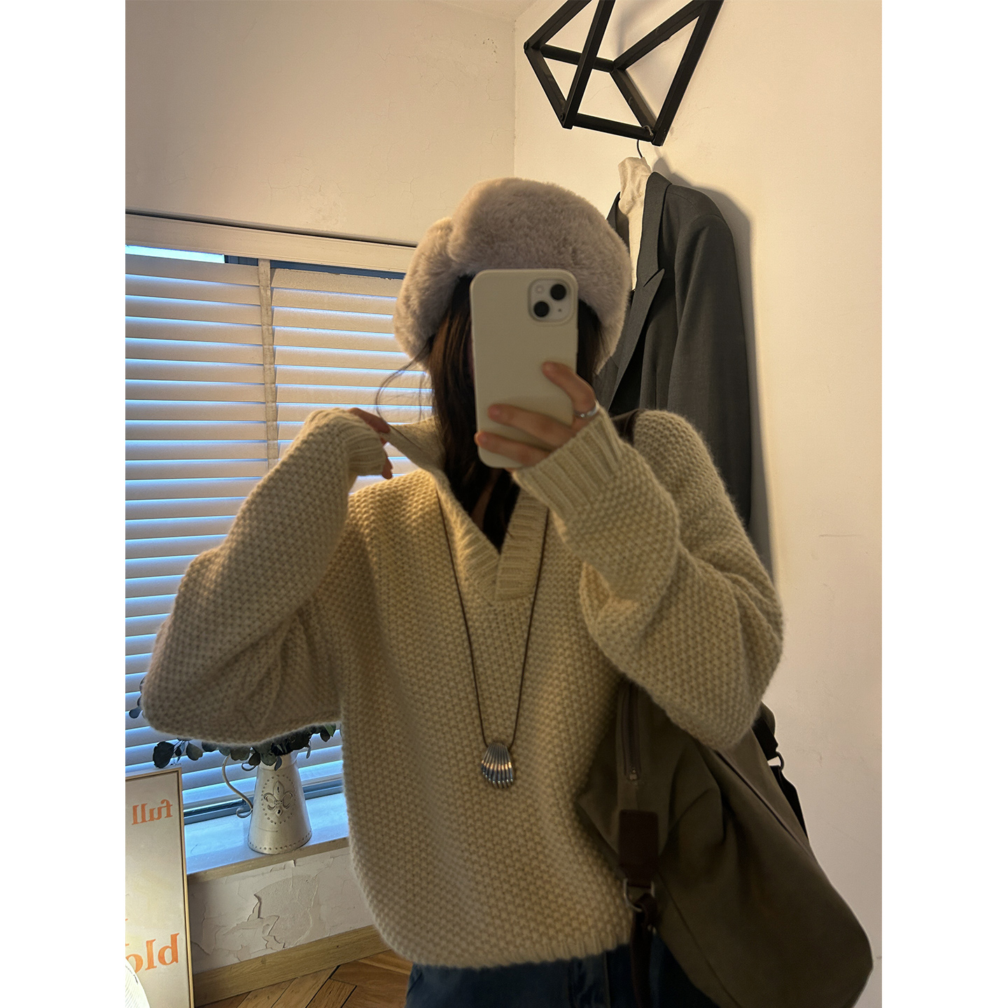 部分现货正品韩代东大门 奶黄色很温油翻领立领菠萝汁针织毛衣