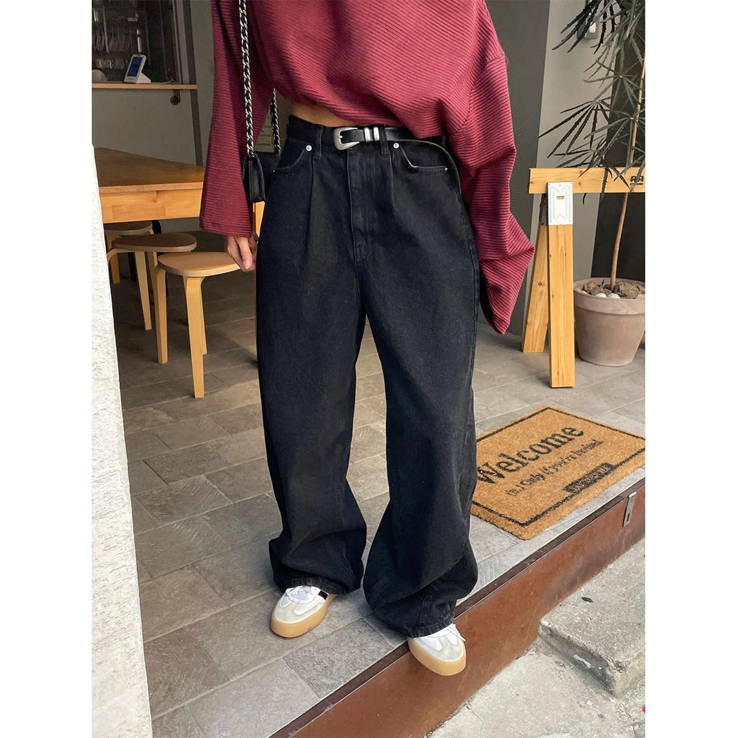 鬼鬼家正品韩代东大门秋冬 黑青色复古直筒弯刀休闲拖地牛仔长裤