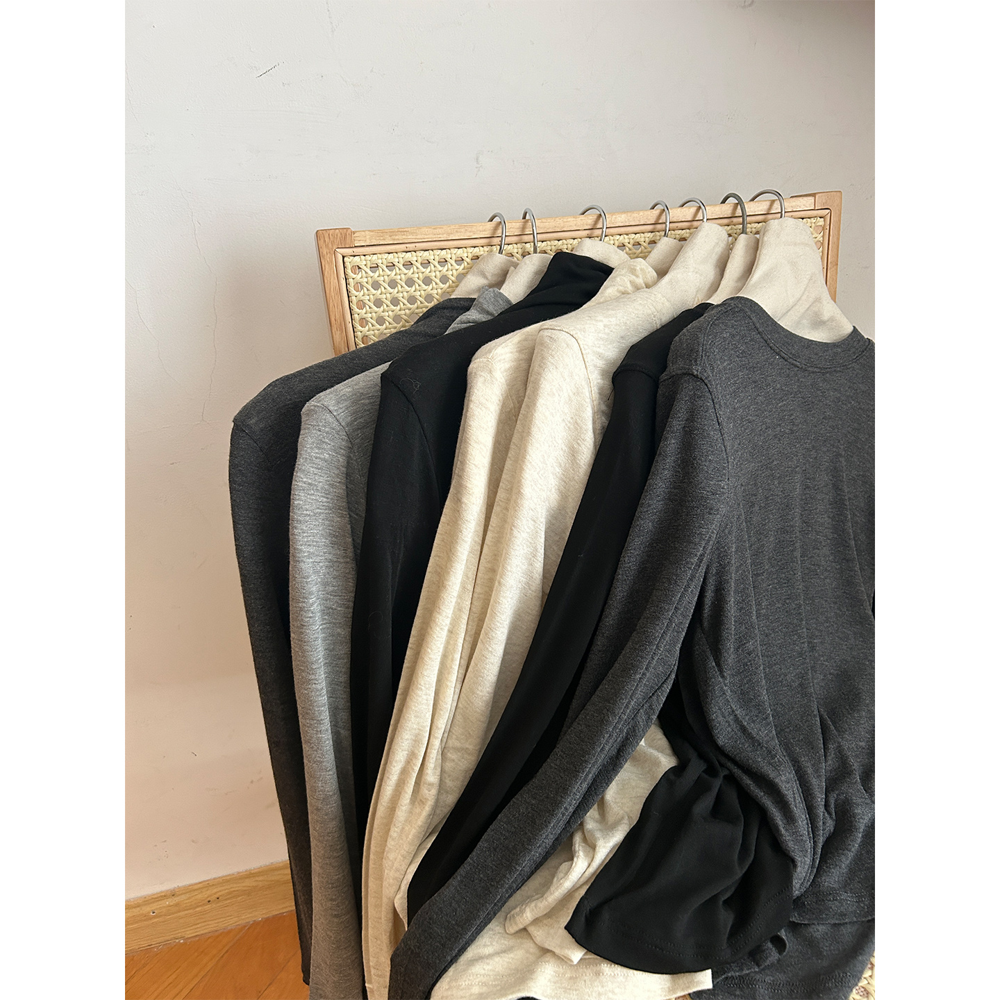 现货 正品韩代东大门秋冬 软糯亲肤大弹力修身羊绒打底衫长袖T恤