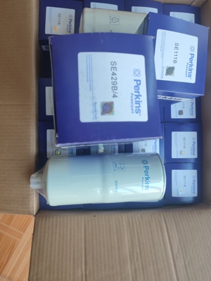 PERKINS4012-46TWG2A空气滤芯