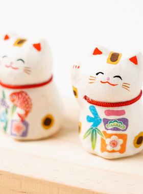 日本进口龙虎堂和纸迷你招福招财猫金铃摆件车载办公桌家居装饰礼