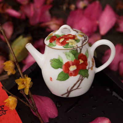 红妆 景德镇手绘 腊梅山茶花工笔手绘茶壶 画瓷的武才人