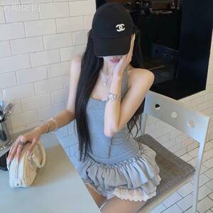 甜辣妹高级感挂脖背心显瘦连衣裙女夏季2026新款蕾丝拼接蛋糕短裙