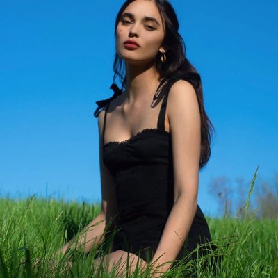 黑色系荷叶边修身显瘦性感吊带裙