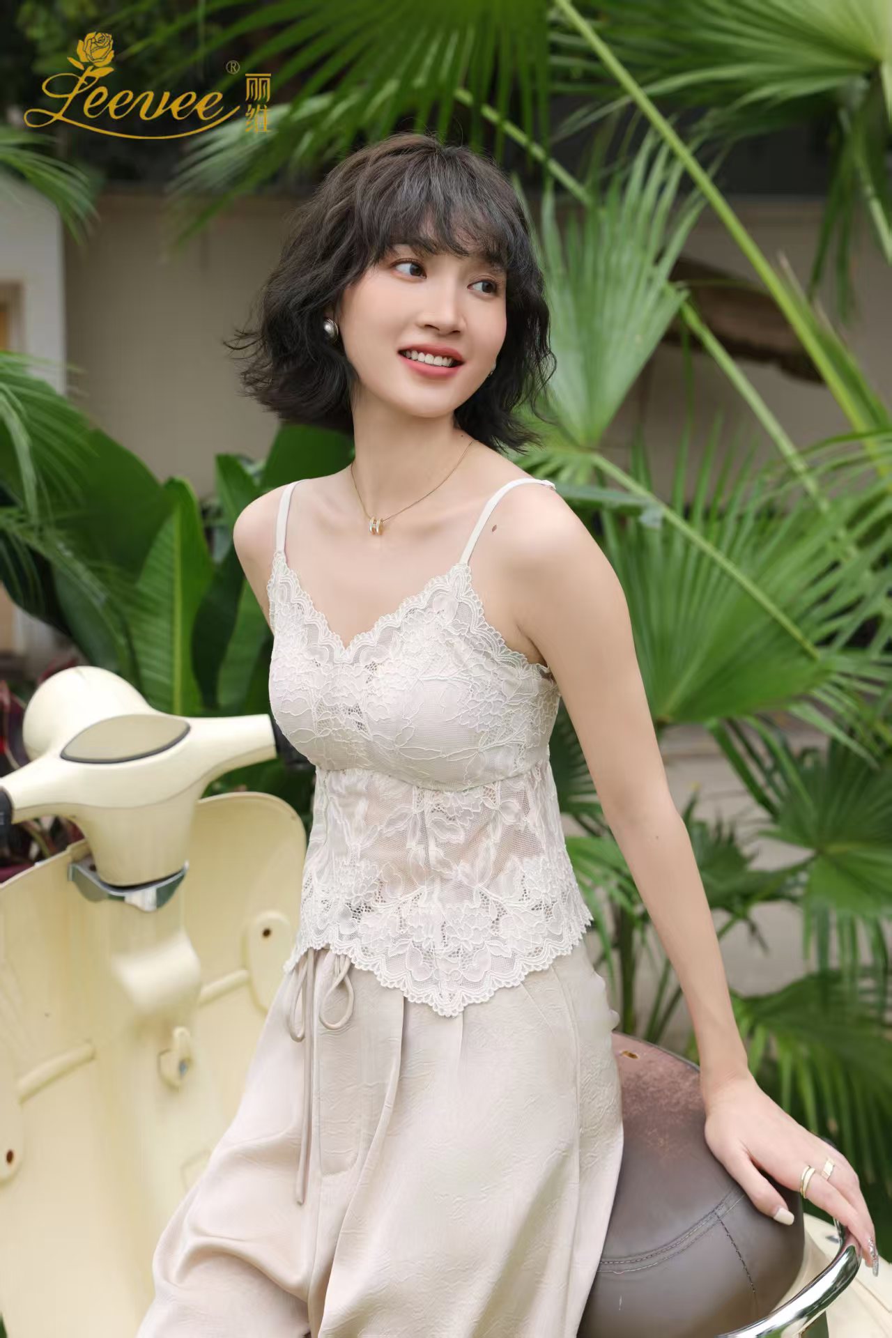 丽维夏季新款蕾丝吊带美背自带背扣面穿文胸百搭薄款无钢圈打底