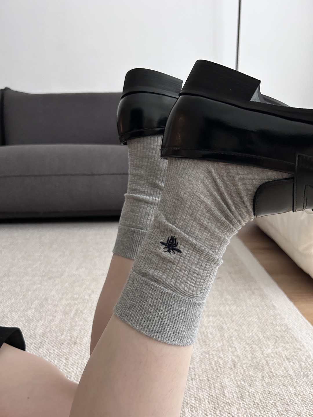 2双装 潮流网红刺绣小蜜蜂个性少女中筒