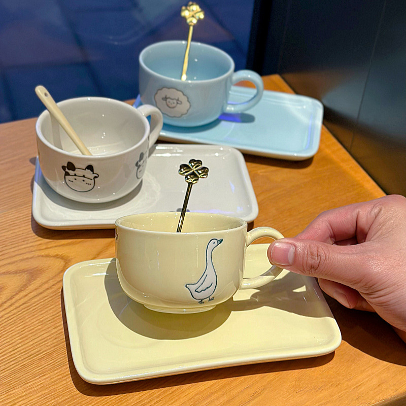 ins日式下午茶陶瓷咖啡杯碟套装家用小巧带手柄马克杯带点心盘子