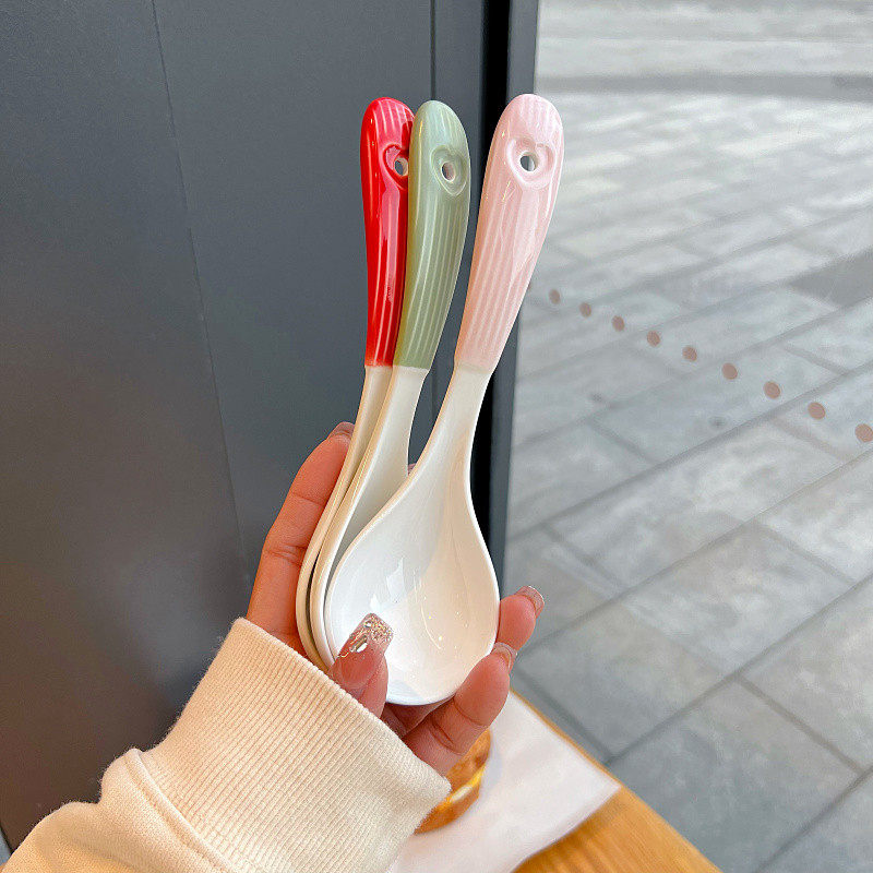 糖果色爱心陶瓷大号勺子加深喝粥汤匙饭勺家用日式餐具加厚不烫手