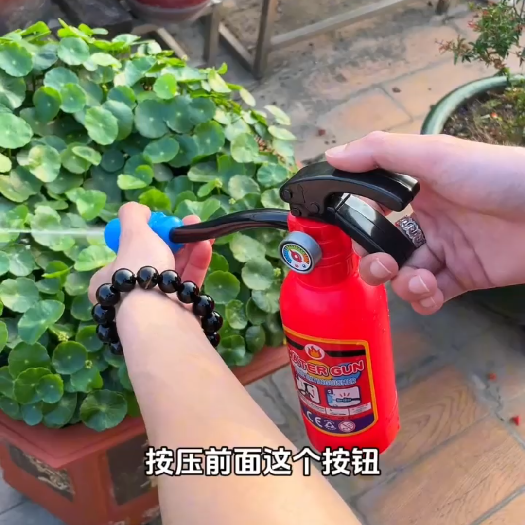 灭火器玩具模型高颜值水枪新款夏季大容量儿童水枪沙滩消防员套装