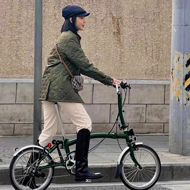 barbour绗缝菱格薄款棉服外套