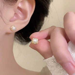 气质小众珍珠耳钉女轻奢高级感耳环2023新款爆款洋气S925银针耳饰