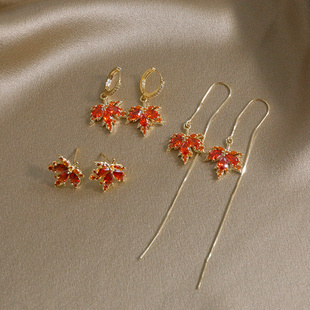 红色枫叶秋冬耳环女2024新款潮高级感长款流苏复古轻奢设计感耳饰