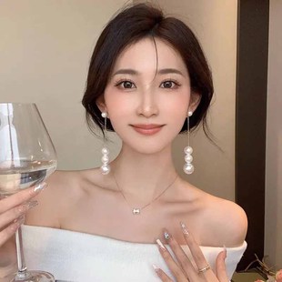 长款流苏珍珠耳环轻奢新款银针耳坠2024气质女高级感夸张独特耳饰