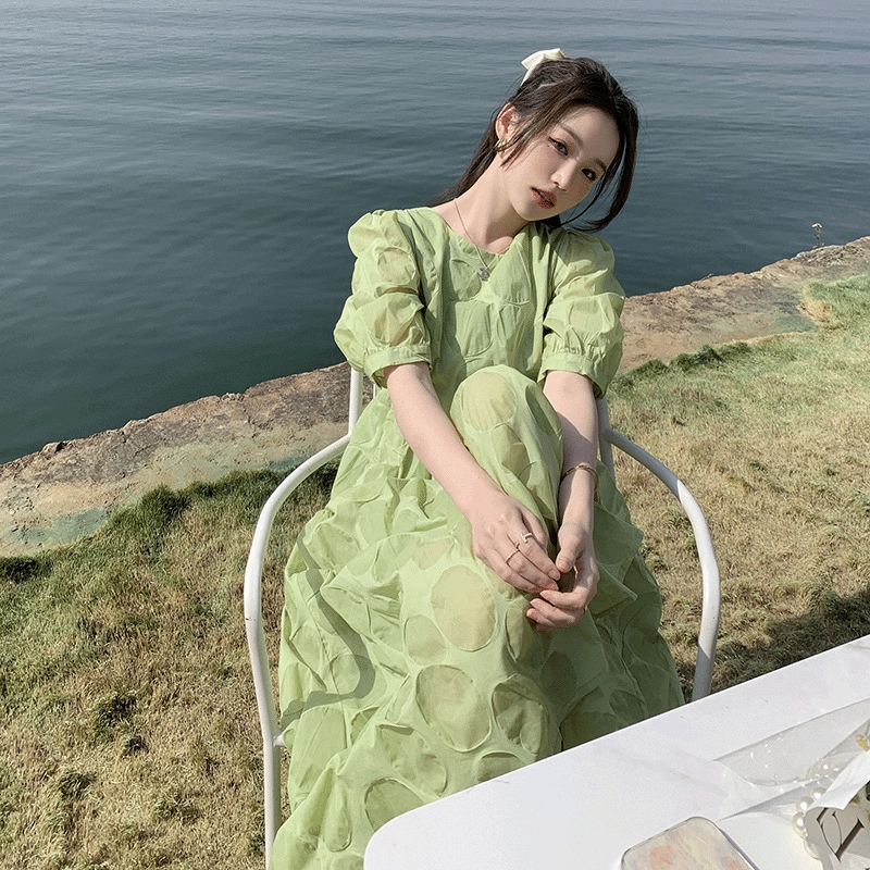 官网女装夏易菲实拍2025夏新款初恋显瘦气质裙子法式复古方领泡泡