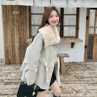 官网女装夏易菲巨好看韩系羊羔毛翻领派克羽绒服女2026冬季腰带收