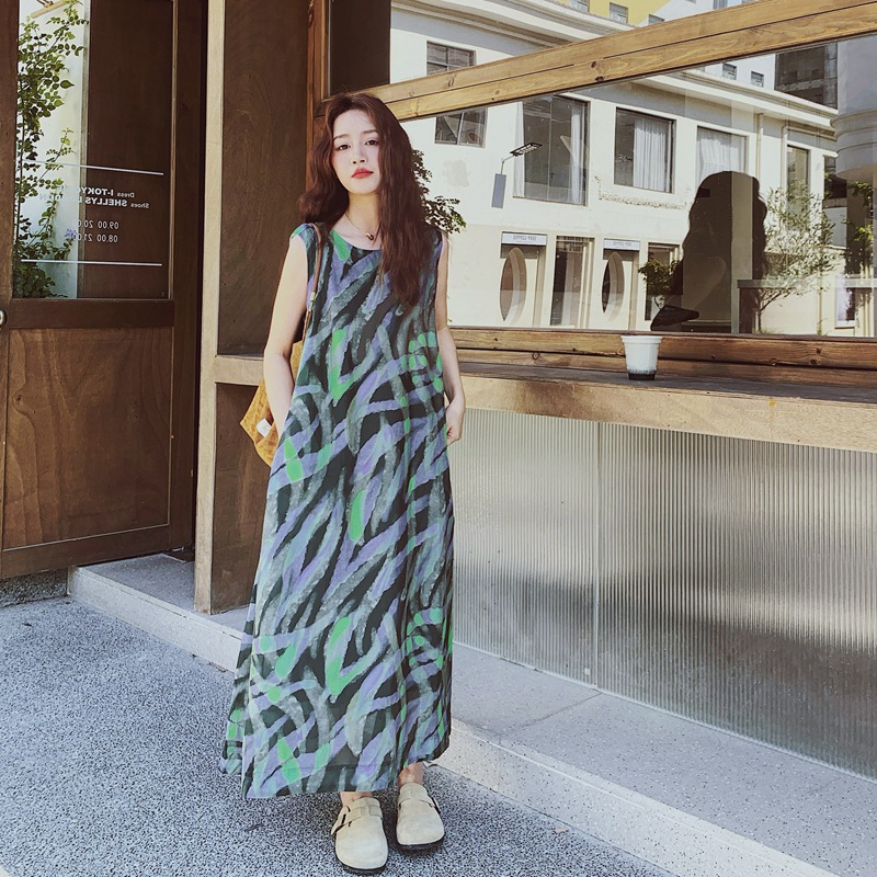 官网女装夏易菲实拍晕染系列小众不撞款背心连衣裙2025新款宽松系