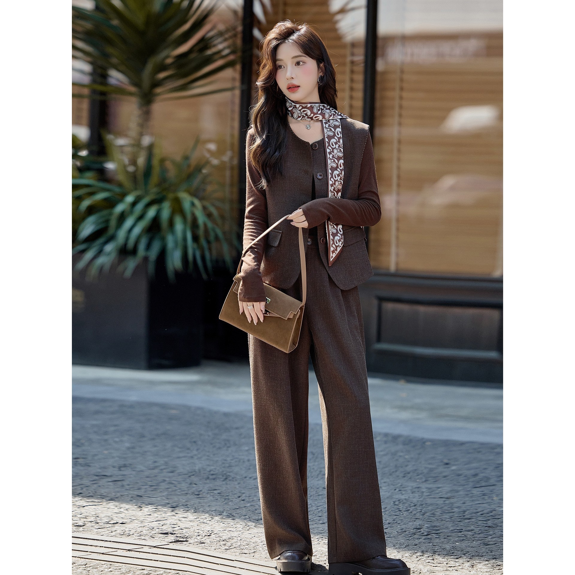 官网女装夏易菲通勤职业女裤套装春秋2026新设计感气质丝巾西装马,女装/女士精品,时尚套装,淘宝优惠券,粉丝福利购,淘宝优惠卷