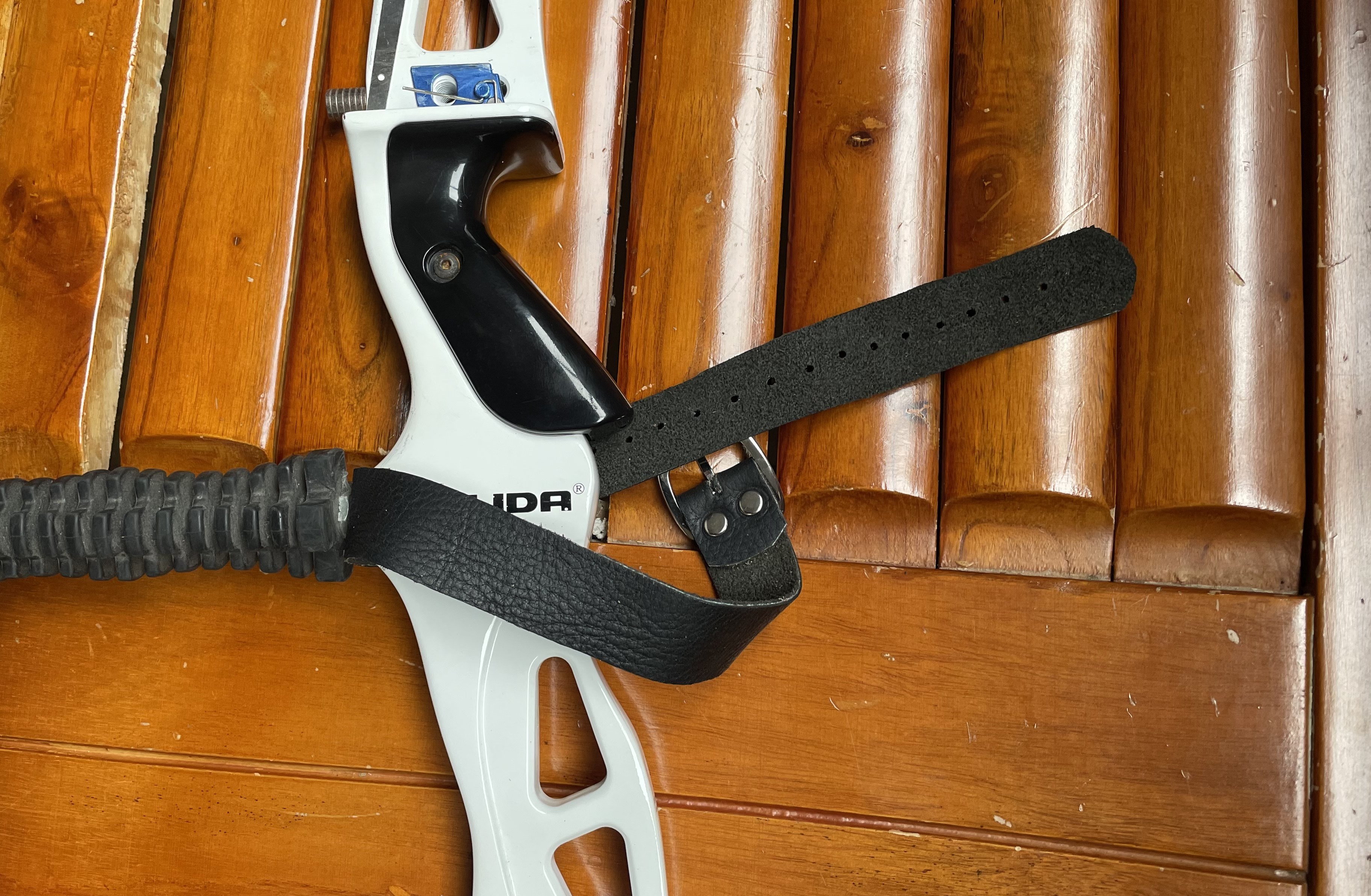 反曲弓复合弓美猎腕绳护弓绳失手绳加宽牛皮腕带握弓推弓手连接绳