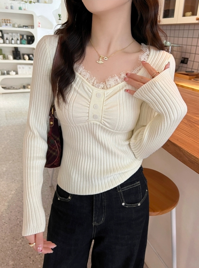 【小乐专享】包芯纱V领蕾丝针织打底衫女款内搭修身秋新款上衣