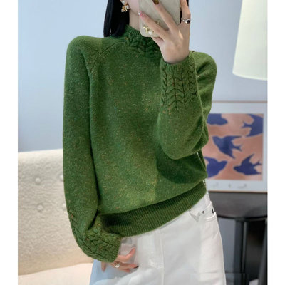 立体麻花半高领打底毛衣女