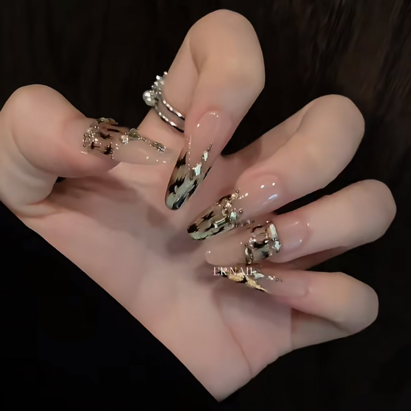 秋冬新款手工穿戴美甲