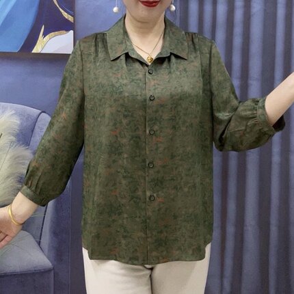 春夏薄款妈妈花色衬衫九分袖翻领绿色宽松百搭中老年系扣开衫新款