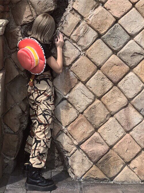 X女士时尚帅气街头大口袋宽松户外迷彩直筒长裤工装裤背带裤短裙