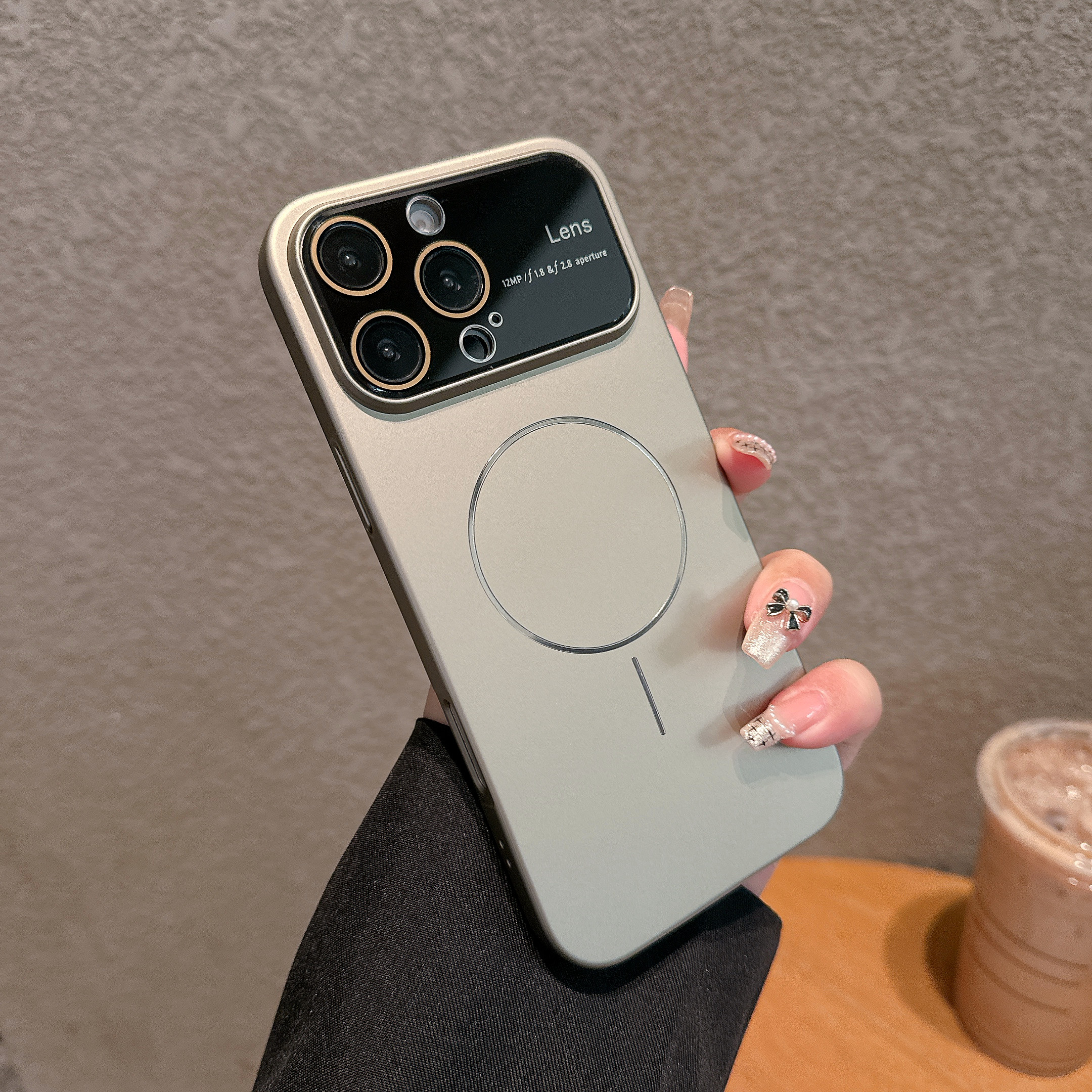 适用iPhone16promax手机壳新款大视窗16pro肤感哑光15高级感15pm超薄磁吸14自带镜头膜13苹果12全包11磨砂