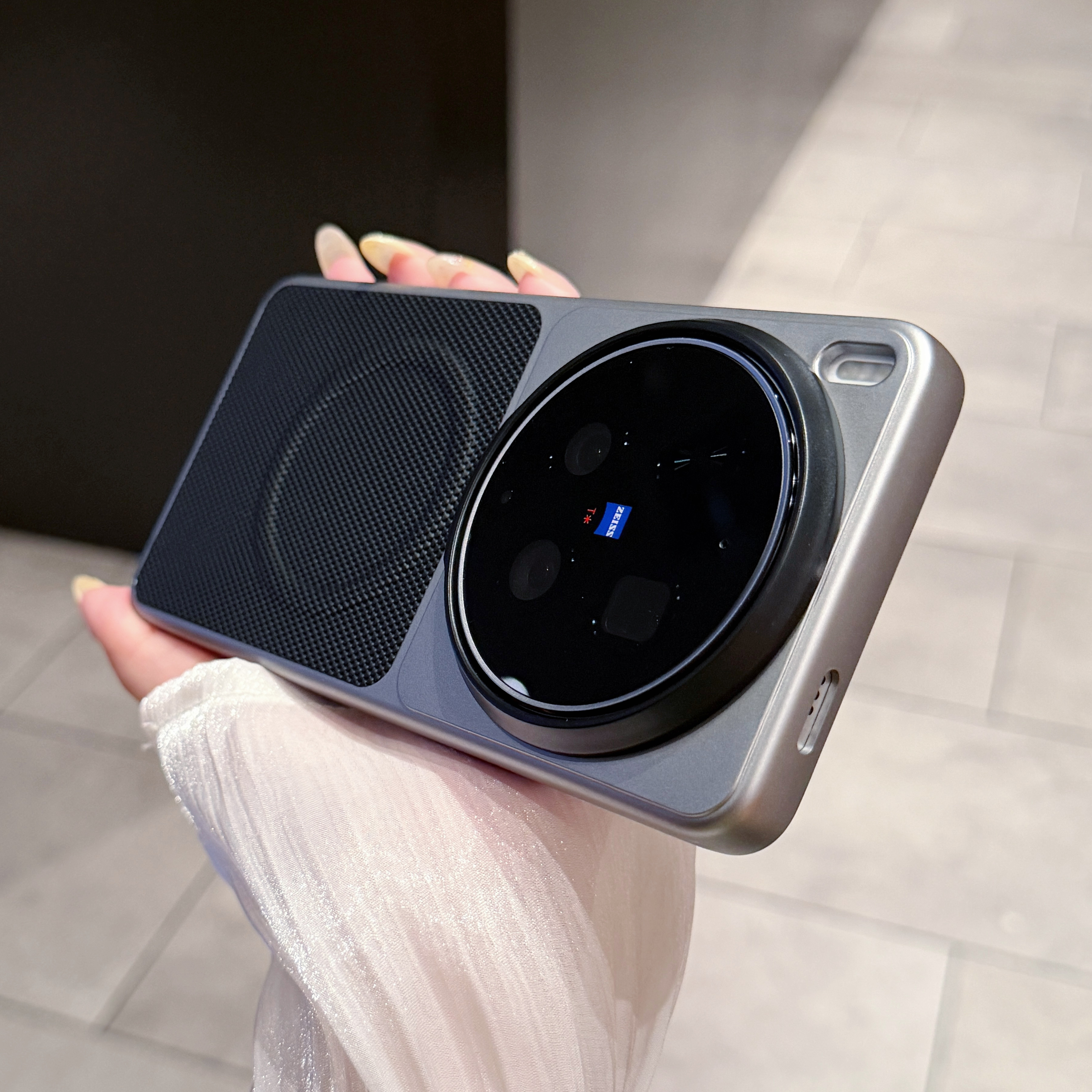 vivoX300系列磁吸防摔手机壳