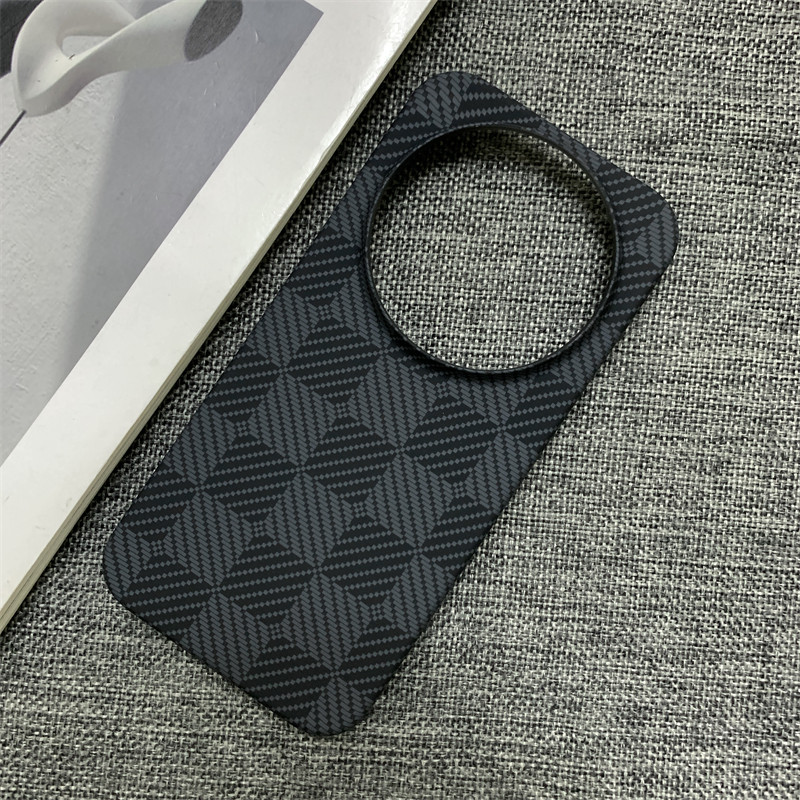 适用于小米17UItra半包手机壳碳纤维纹Xiaomi17pro高级感水印纹小米15情侣时尚肤感小米14pro散热个性外壳