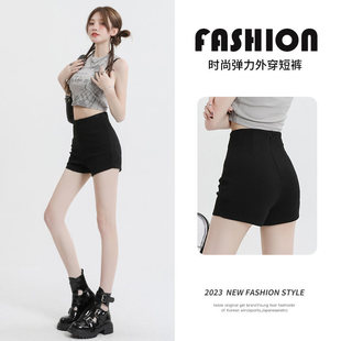包臀辣妹显瘦外穿热裤 春秋a字打底黑色西装 子 女2026新款 高腰短裤