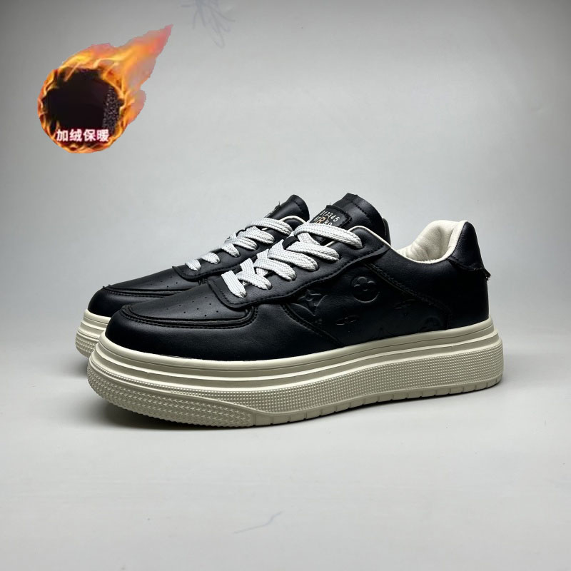 出口皮面加绒保暖休闲板鞋男鞋