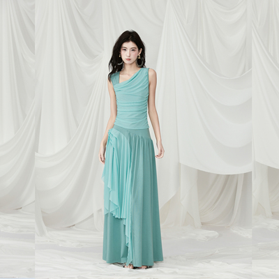 赫拉之褶湖蓝色连衣裙