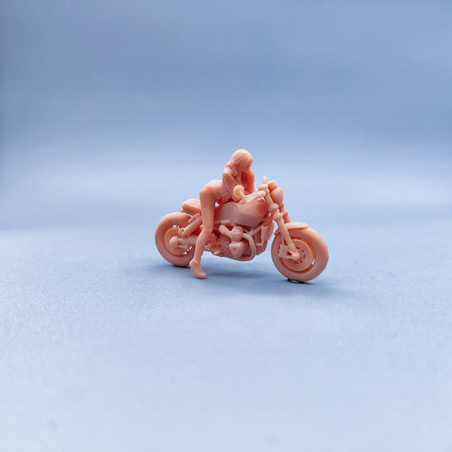 【嗯哼模型】现货1:64人偶1:43微缩白模朋克丝袜翘臀机车女 W535