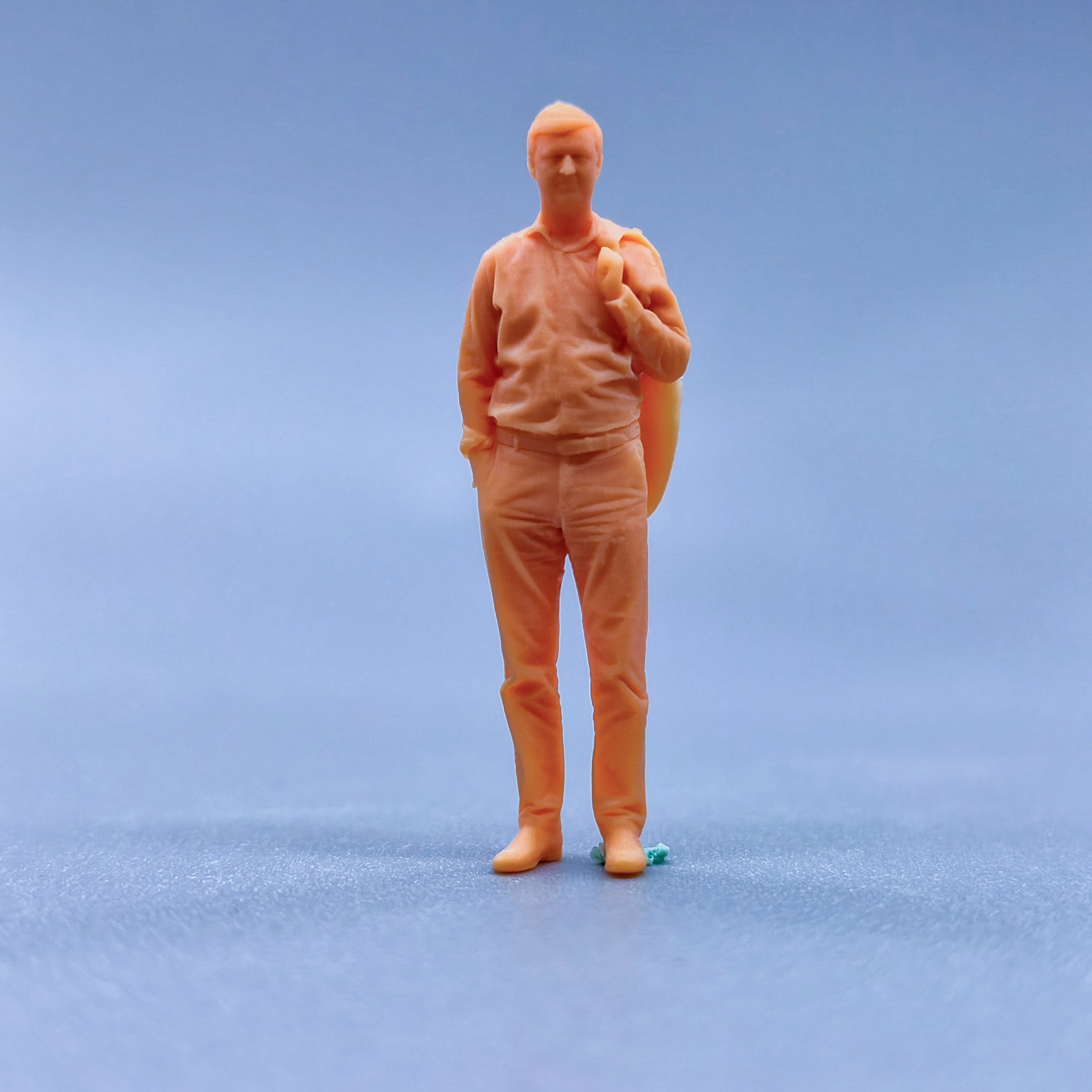 【嗯哼模型】现货1:64人偶1:43微缩白模肩上披着外套中年男子L235