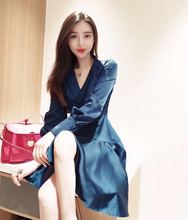 名媛真丝缎翻v领不规则荷叶裙摆系带冷淡风优雅女神连衣裙内搭